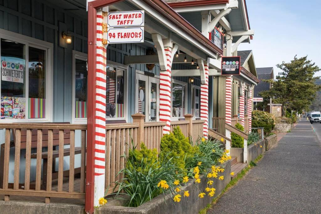 Cannon Beach Vibes, Steps To The Beach,Wifi,3 Full Bedroom En Suites With 3 Fireplaces,Near Downtown Dış mekan fotoğraf